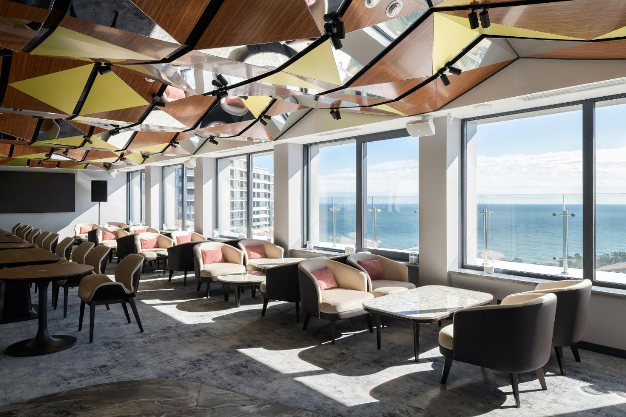 Premier Hotel Oděsa Exteriér fotografie The Club at Brisbane International Airport